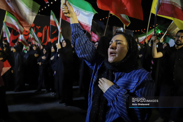 تجمع بزرگداشت بدرقه پیکر مطهر امام شهید در اهواز