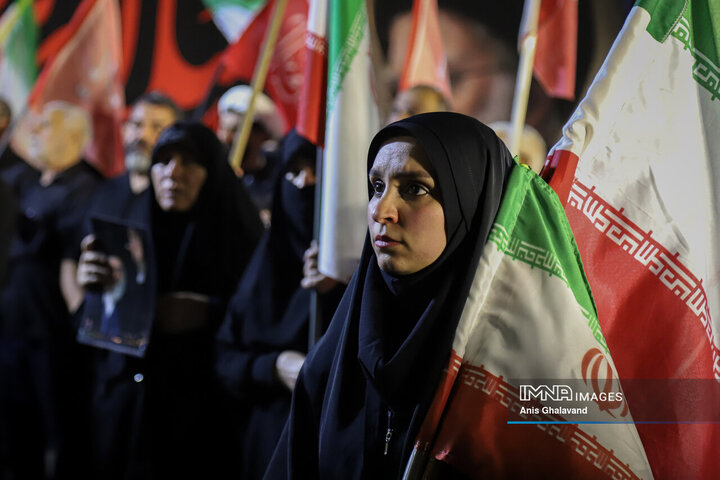 تجمع بزرگداشت بدرقه پیکر مطهر امام شهید در اهواز
