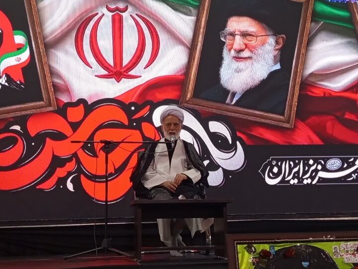 تشییع باشکوه رهبر شهید انقلاب، پیام انسجام ملت ایران به جهان بود