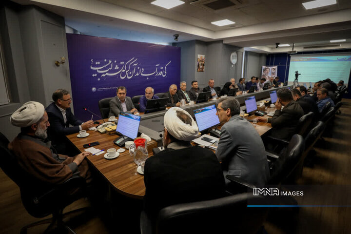 ۴۰۰ کیلومتر خطوط آبرسانی در قزوین ساخته و بازسازی شد