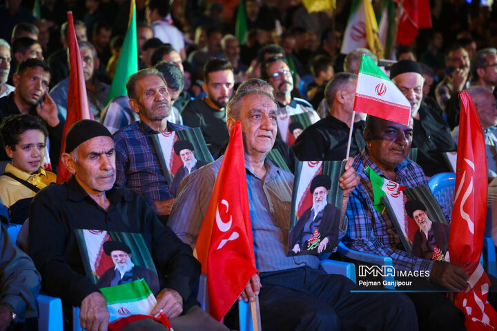 مراسم گرامیداشت مقام شامخ رهبر شهید انقلاب