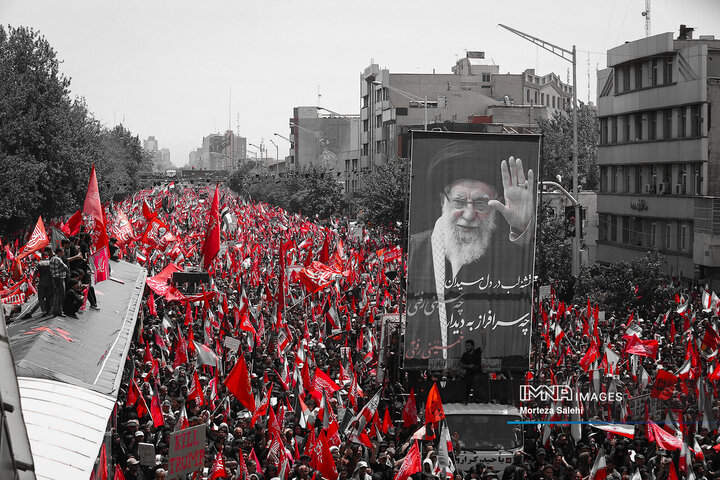 پرچم سرخ انتقام