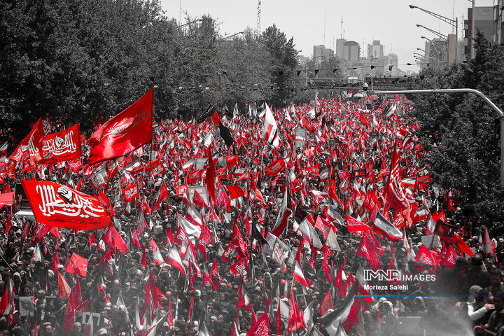 پرچم سرخ انتقام