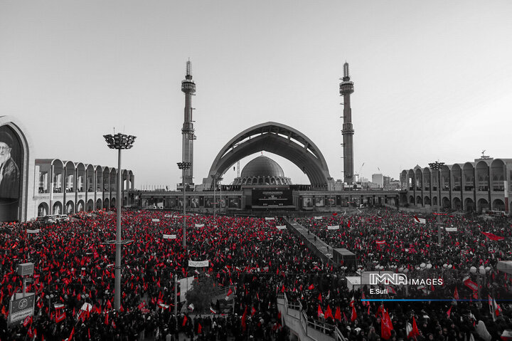 پرچم سرخ انتقام