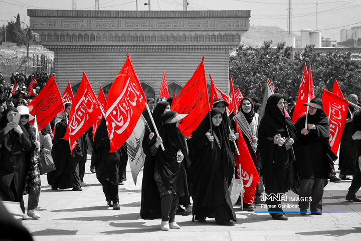 پرچم سرخ انتقام