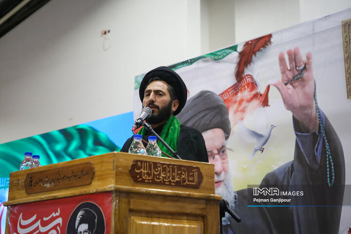 مراسم گرامیداشت و یادبود رهبر شهید انقلاب