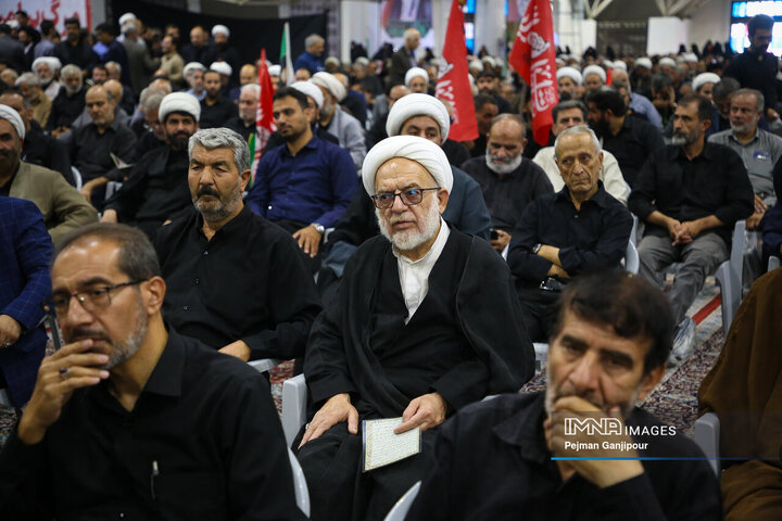 مراسم گرامیداشت و یادبود رهبر شهید انقلاب