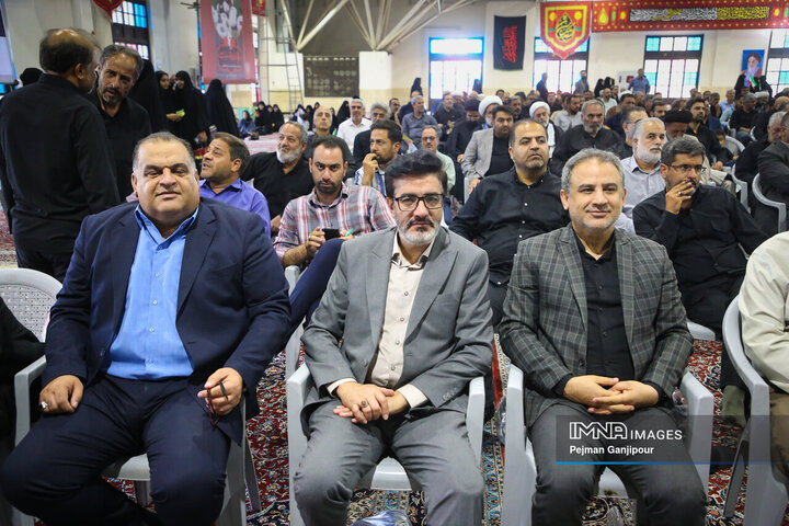 مراسم گرامیداشت و یادبود رهبر شهید انقلاب
