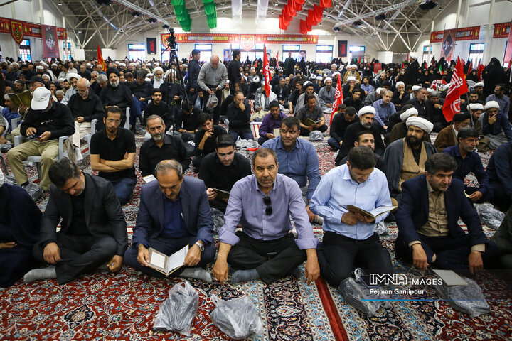 مراسم گرامیداشت و یادبود رهبر شهید انقلاب
