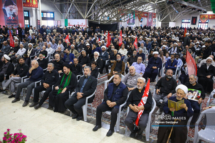 مراسم گرامیداشت و یادبود رهبر شهید انقلاب