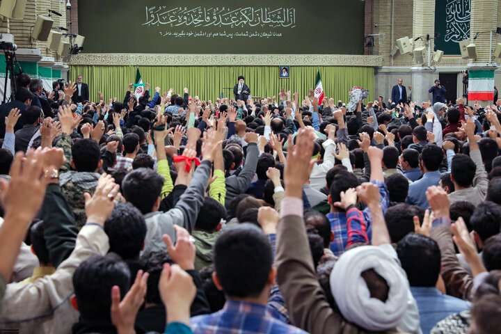 «توقف ممنوع»؛ تبلور نگاه راهبردی رهبر شهید به نسل جوان و نوجوان