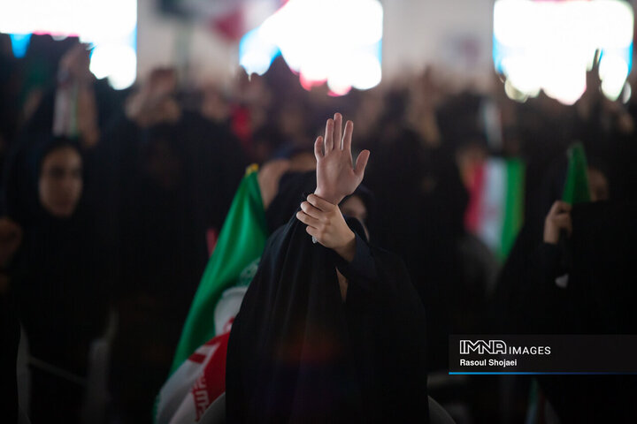 اجتماع بزرگ دانش‌آموزان اصفهانی