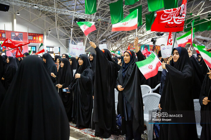 اجتماع بزرگ دانش‌آموزان اصفهانی