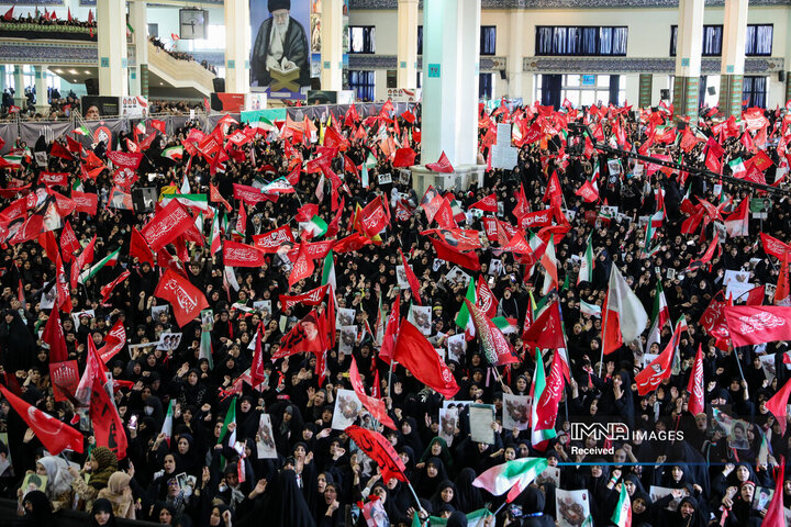 مراسم بزرگداشت رهبر شهید انقلاب در مصلای تهران