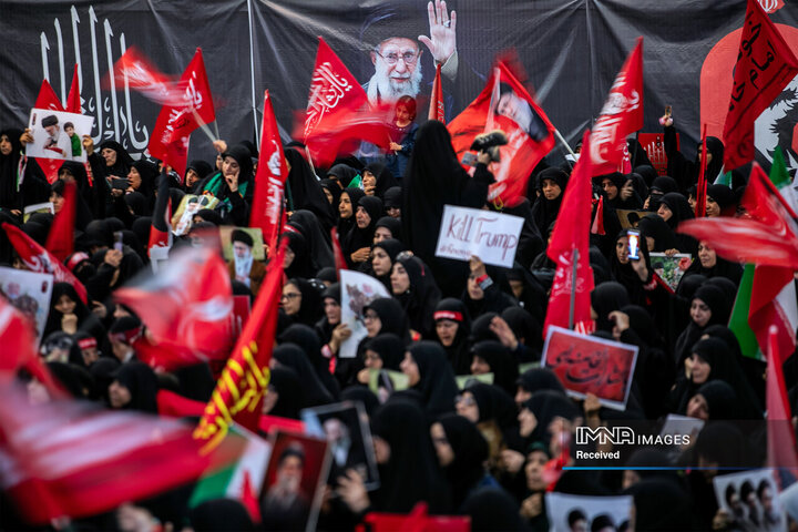 مراسم بزرگداشت رهبر شهید انقلاب در مصلای تهران