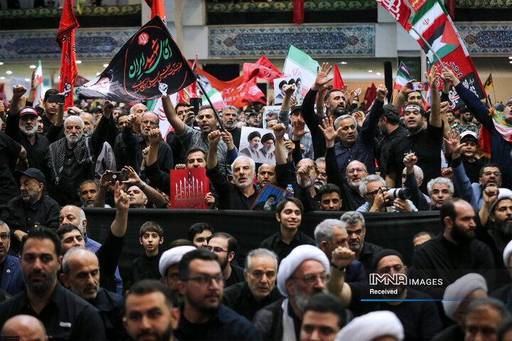 مراسم بزرگداشت رهبر شهید انقلاب در مصلای تهران