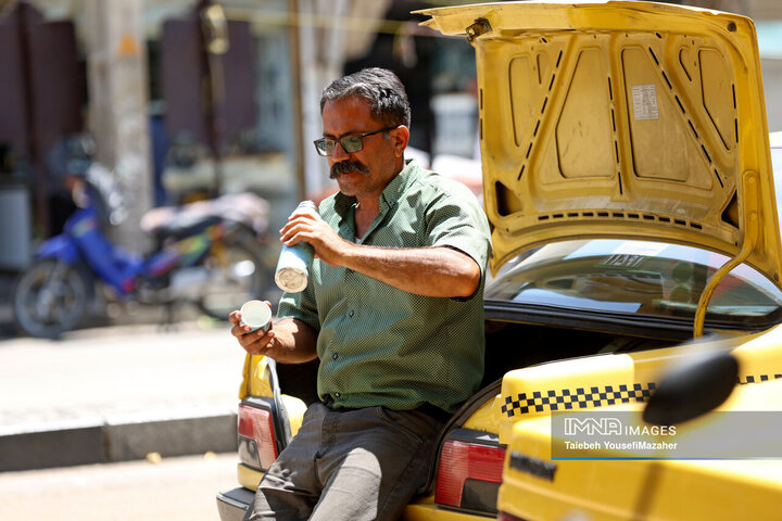 همدان در تب ۴۱ درجه