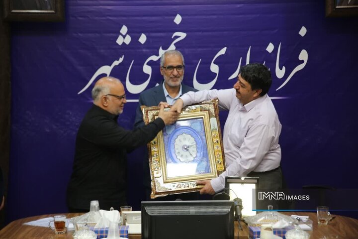 خمینی شهر پیشرو در اجرای پروژه ملی GNAF