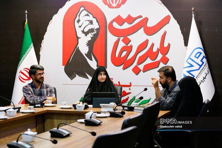 میزگرد «مهم‌ترین میراث فکری رهبر شهید برای ایران امروز»