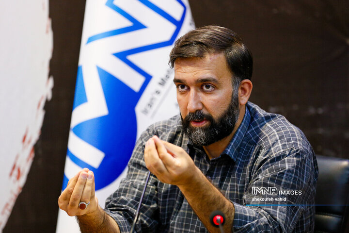 میزگرد «مهم‌ترین میراث فکری رهبر شهید برای ایران امروز»