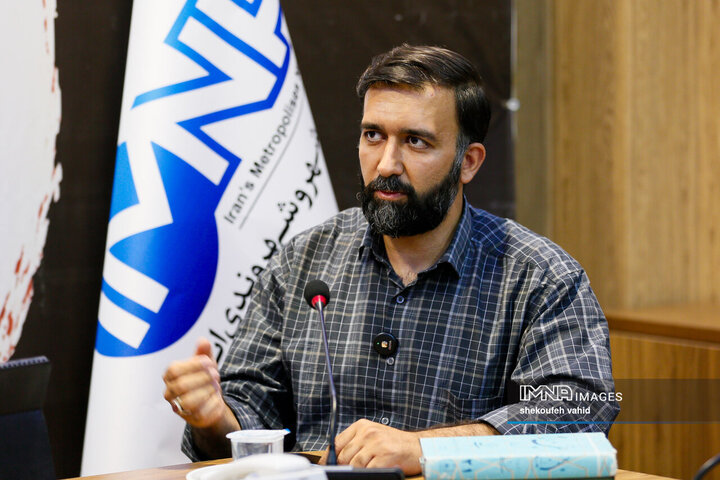 میزگرد «مهم‌ترین میراث فکری رهبر شهید برای ایران امروز»