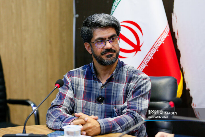 میزگرد «مهم‌ترین میراث فکری رهبر شهید برای ایران امروز»