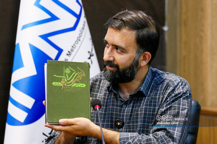 میزگرد «مهم‌ترین میراث فکری رهبر شهید برای ایران امروز»