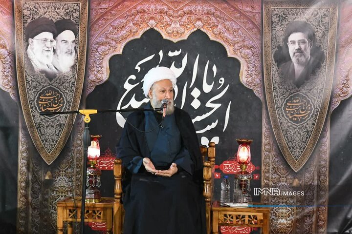 معنویت، پشتوانه مقاومت و حماسه است/ ایران با اقتدار از حقوق خود دفاع می‌کند