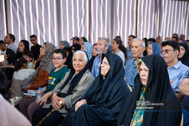 آیین کلنگ زنی منطقه 12