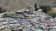 تجلی ایمان در چالدران؛ برگزاری «باداراک» در قره‌کلیسای تاریخی