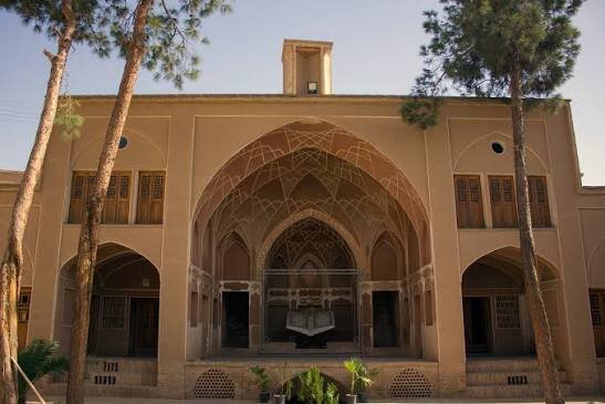 آیا واگذاری به بخش خصوصی راه نجات میراث فرهنگی است؟