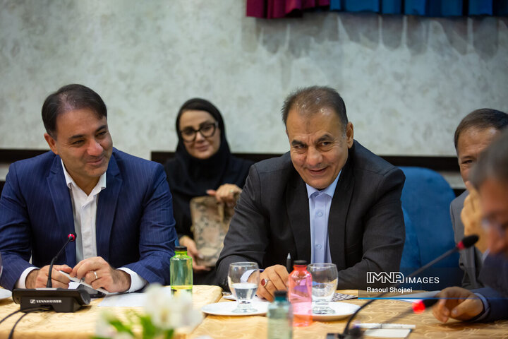 میز گردشگری استان اصفهان