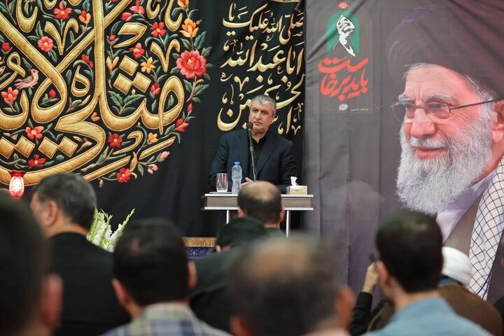 صنعت هسته‌ای میراث امام شهید است