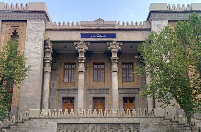 فرانسه کاردار ایران را احضار کرد