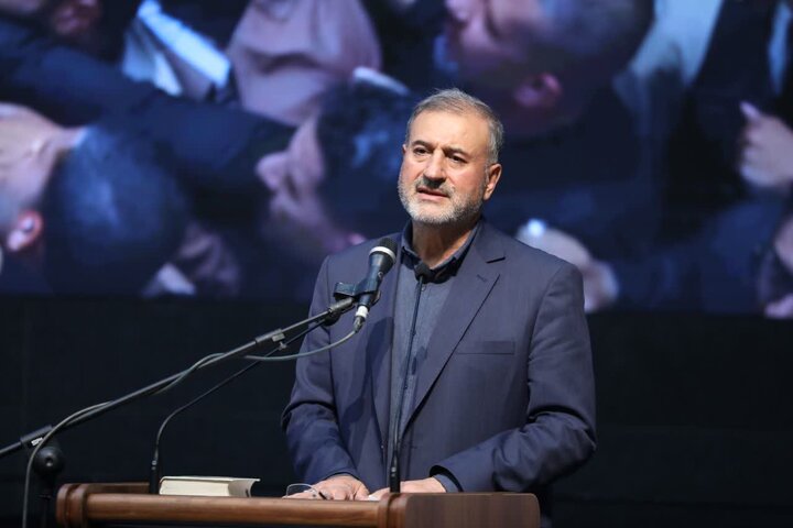 پایداری ۴۷ ساله انقلاب مرهون دو رکن ایثار و مقاومت است