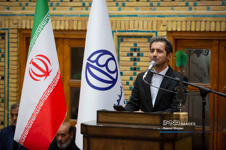 آیین تقدیر از خادمان فرهنگی و هیئت های مذهبی منطقه 3