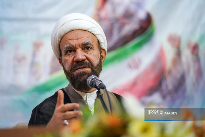 رمز ناکامی دشمن در وحدت ملی است