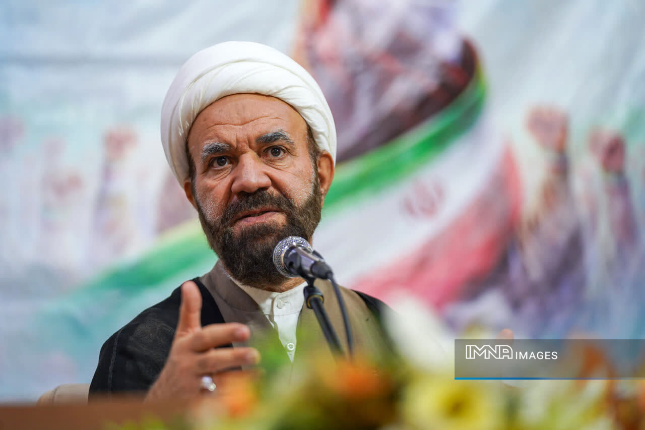 رمز ناکامی دشمن در وحدت ملی است