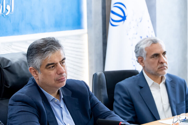 رشد کیفی آموزش در مدارس همراه با توسعه سخت افزاری مورد توجه قرار گیرد