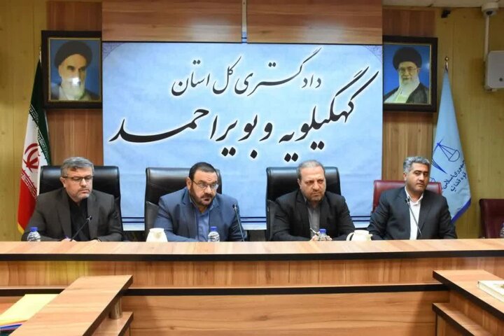 رفع موانع تولید و ایجاد اشتغال باید اولویت دستگاه‌های اجرایی باشد