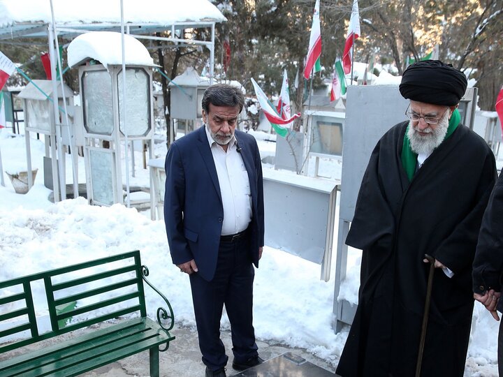 روایت چهل سال پروانگی سردار شهید سید مجید طباطبائیان در بیت رهبری