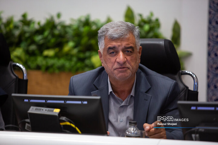 خدمت‌رسانی به زائران اربعین نیازمند پایگاه دائمی شهرداری اصفهان در کربلا است