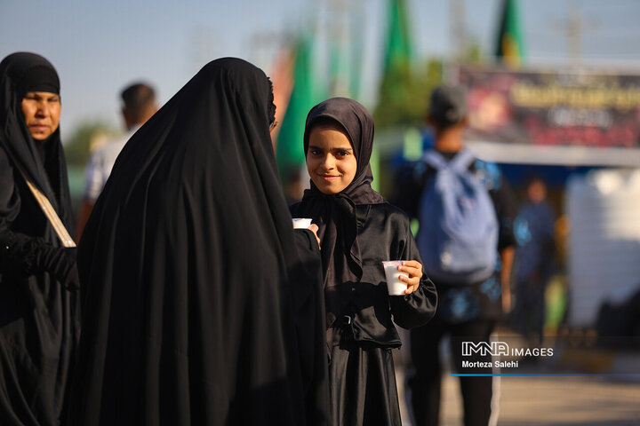 پیاده روی اربعین حسینی در رمیثه عراق