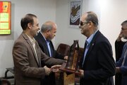 ایثارگران سرمایه‌ ماندگار رسانه ملی هستند/ پیشنهاد نامگذاری استودیوهای رادیو به نام شهدا