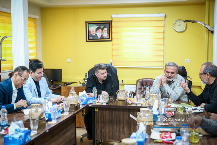 نشست کمیسیون هوشمندسازی و حمل‌ونقل شورای شهر اصفهان