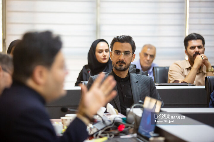 نشست بررسی تجربه حمل و نقل هوشمند