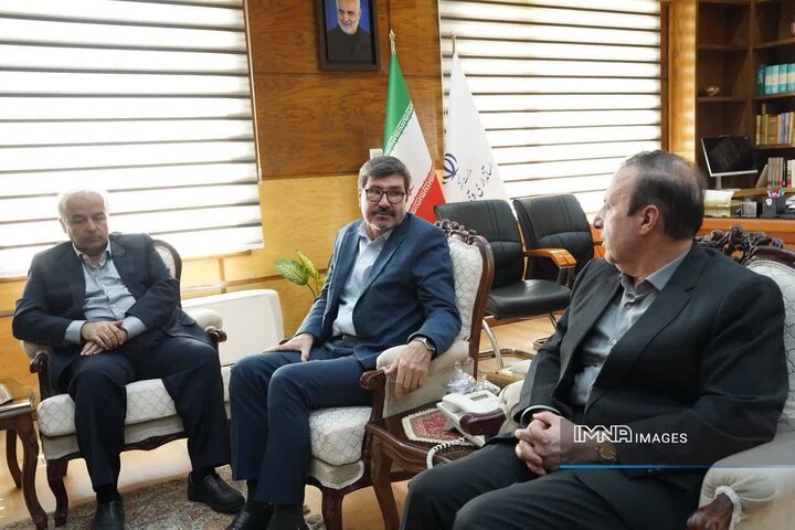 زیرساخت‌های گردشگری الموت توسعه پیدا می‌کند