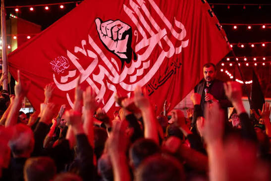 این پرچمها برای یک داغ تازهاند؛ «یا لثارات الحسین» در مسیر نجف تا کربلا