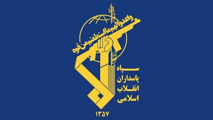 سپاه: ۲ نفتکش متخلف مورد اصابت قرار گرفته و متوقف شدند/ ۴ نفتکش دیگر به سرعت برگشتند