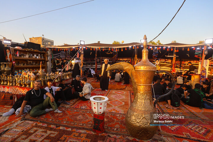پیاده‌روی اربعین حسینی در مسیر نجف به کربلا